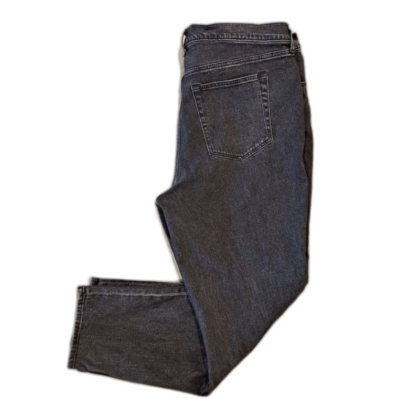 Abercrombie & Fitch The 90's Slim Straight Ultra High Rise Black Denim Jeans 35 - Picture 6 of 8